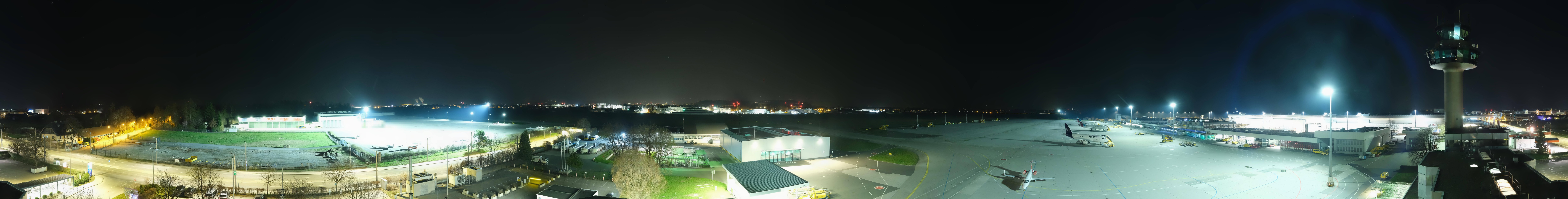 Archived image Webcam Salzburg Airport Panorama