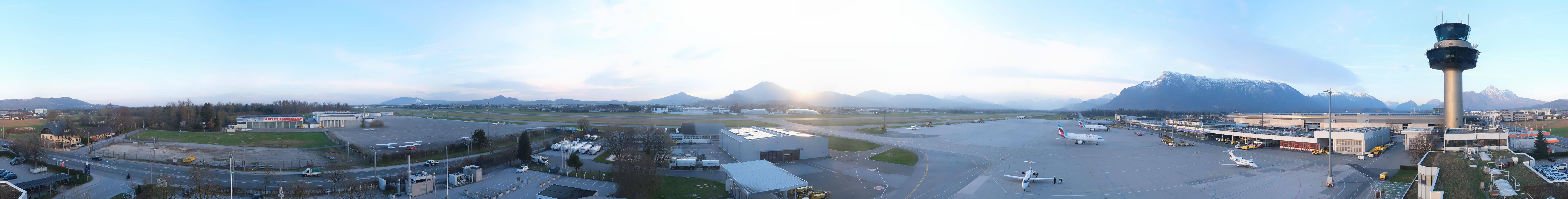 Archiv Foto Webcam Flughafen Salzburg
