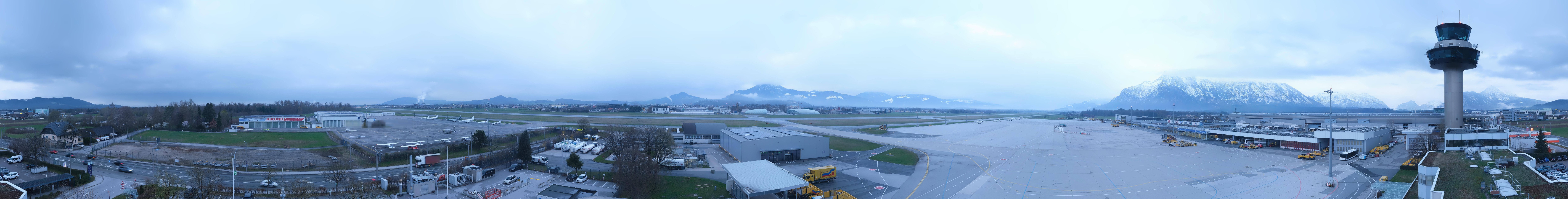 Archiv Foto Webcam Flughafen Salzburg
