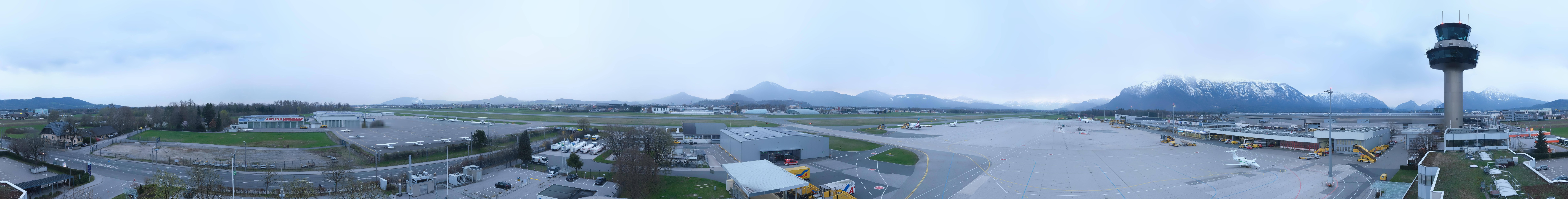 Archiv Foto Webcam Flughafen Salzburg