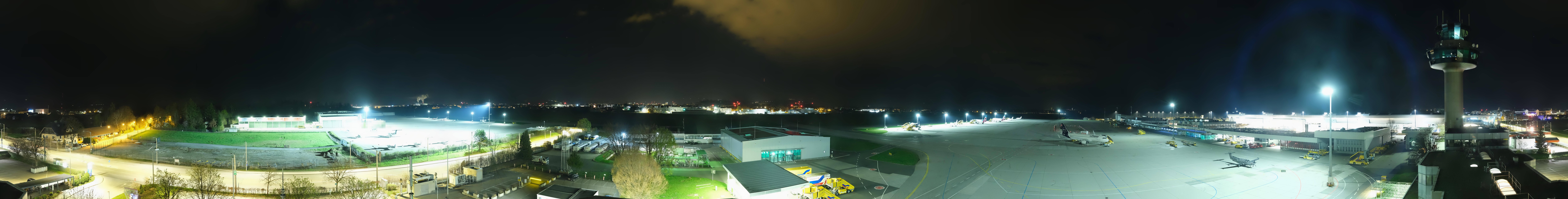 Archived image Webcam Salzburg Airport Panorama