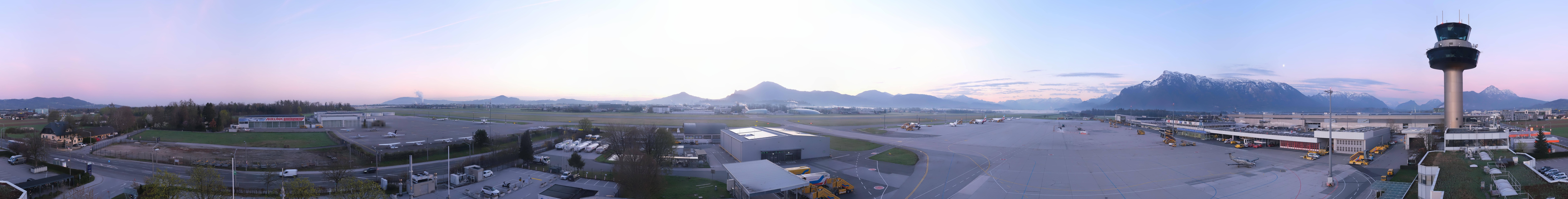 Archived image Webcam Salzburg Airport Panorama