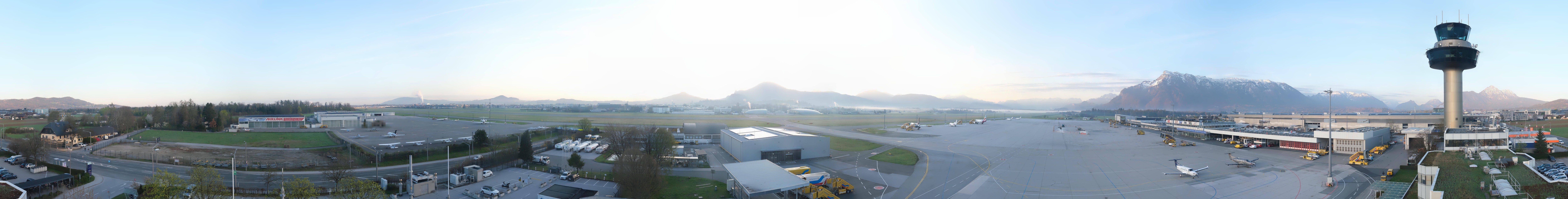 Archived image Webcam Salzburg Airport Panorama