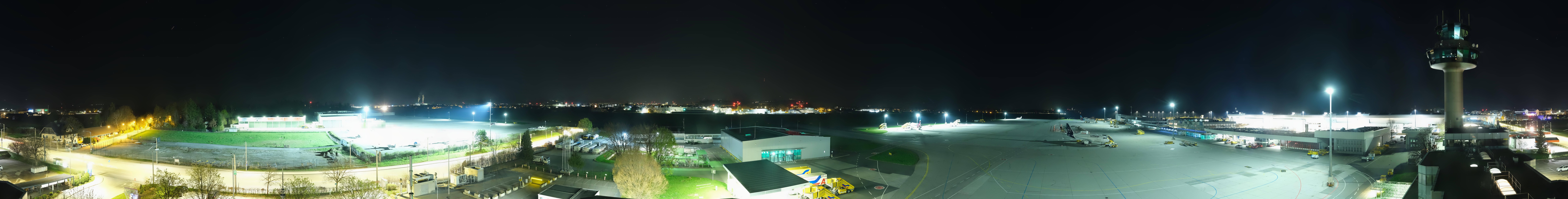 Archived image Webcam Salzburg Airport Panorama