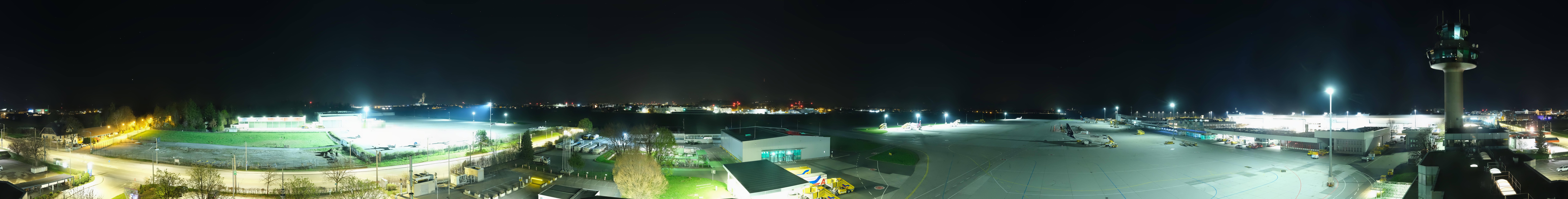 Archived image Webcam Salzburg Airport Panorama