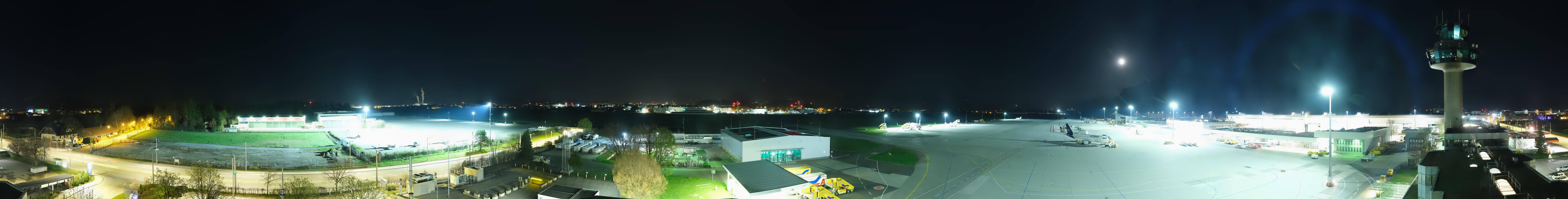 Archived image Webcam Salzburg Airport Panorama