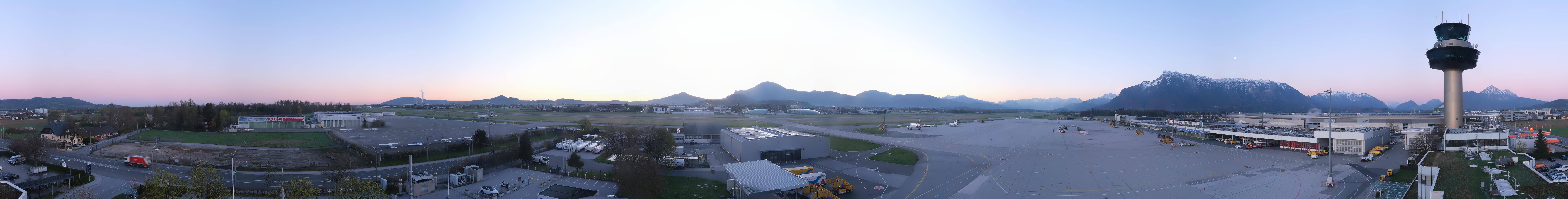 Archived image Webcam Salzburg Airport Panorama