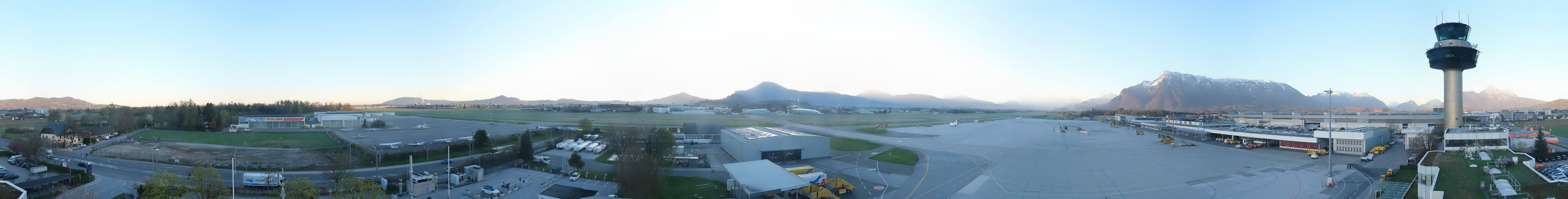 Archived image Webcam Salzburg Airport Panorama