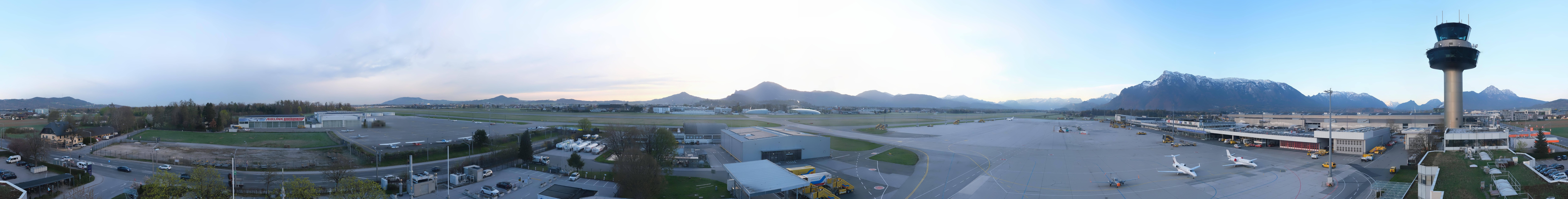 Archived image Webcam Salzburg Airport Panorama