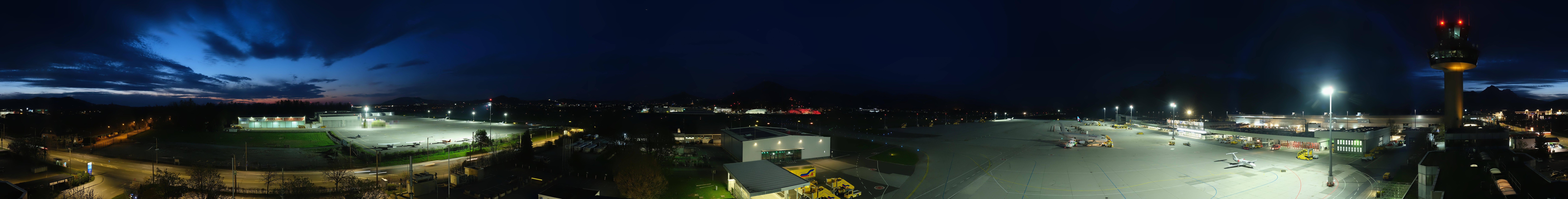 Archiv Foto Webcam Flughafen Salzburg