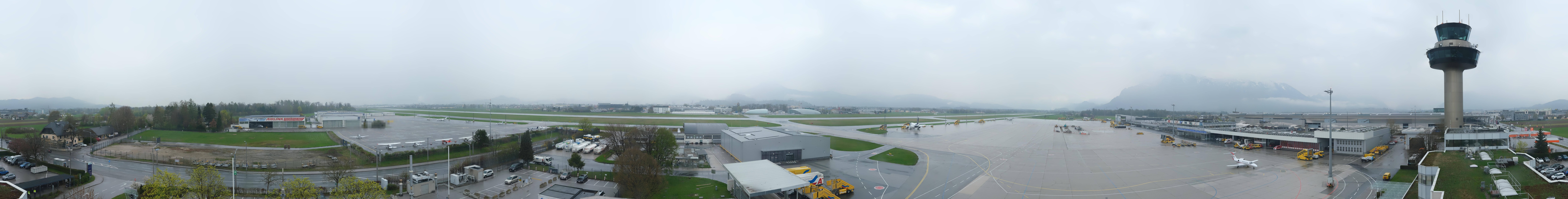 Archived image Webcam Salzburg Airport Panorama