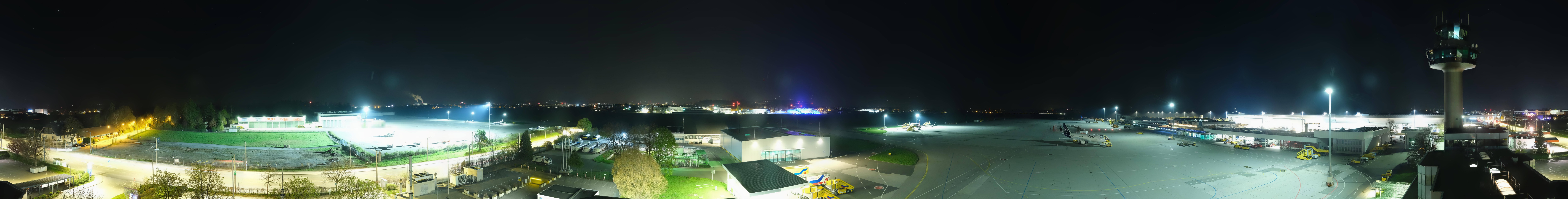 Archived image Webcam Salzburg Airport Panorama