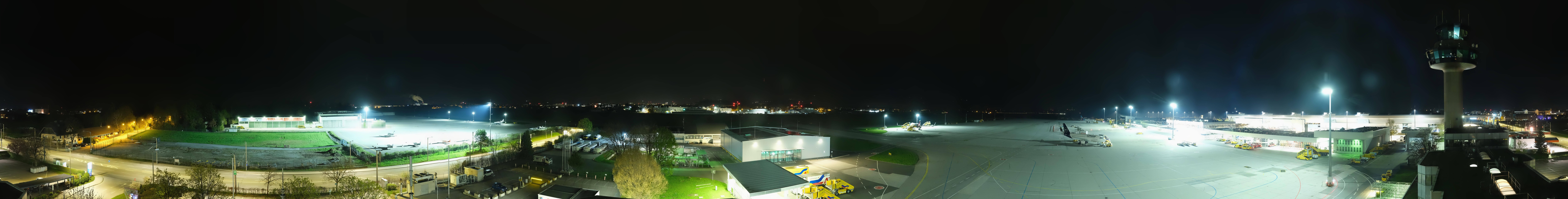 Archived image Webcam Salzburg Airport Panorama