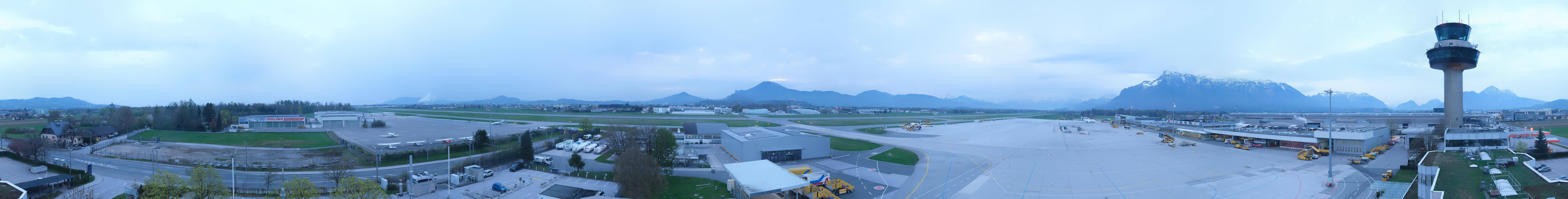 Archived image Webcam Salzburg Airport Panorama