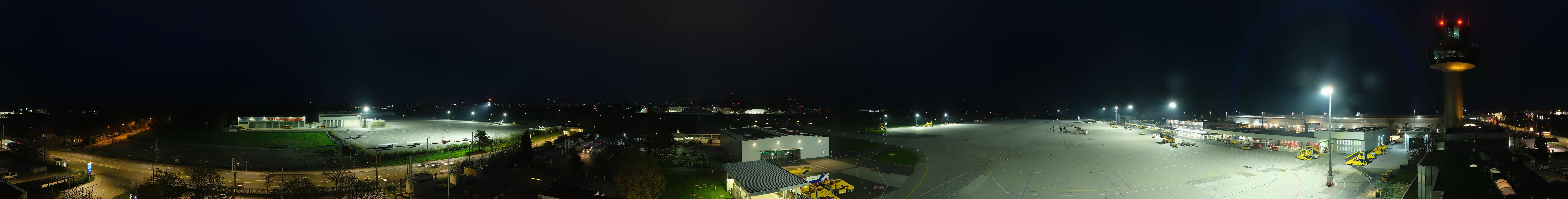 Archived image Webcam Salzburg Airport Panorama