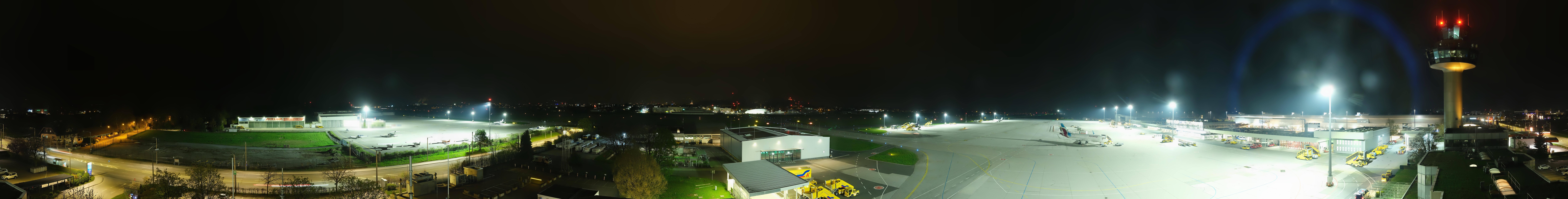 Archived image Webcam Salzburg Airport Panorama