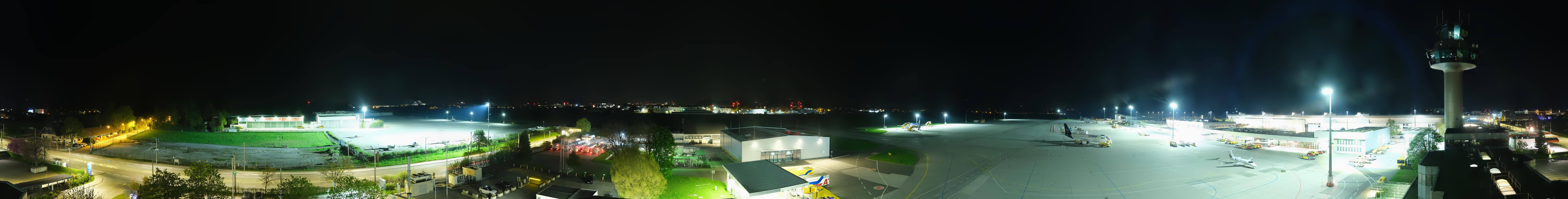 Archived image Webcam Salzburg Airport Panorama