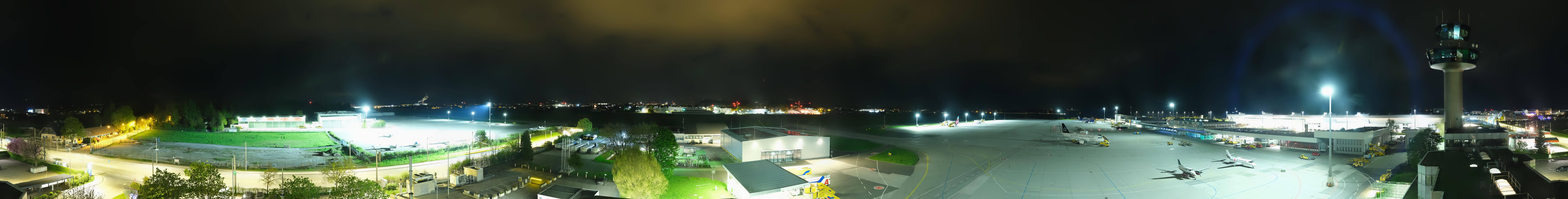 Archived image Webcam Salzburg Airport Panorama