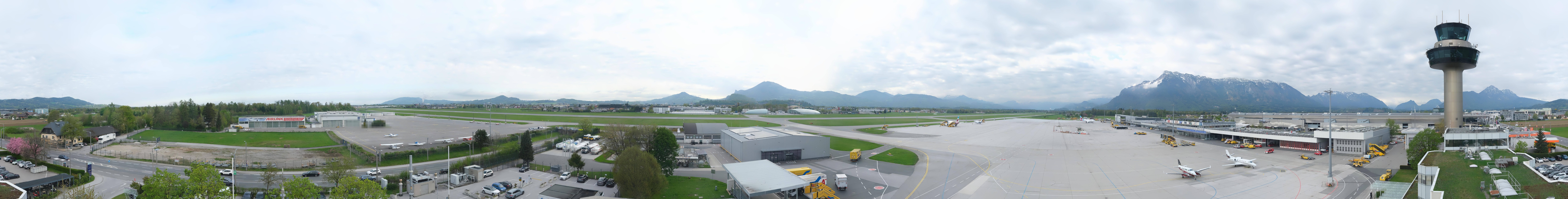 Archived image Webcam Salzburg Airport Panorama