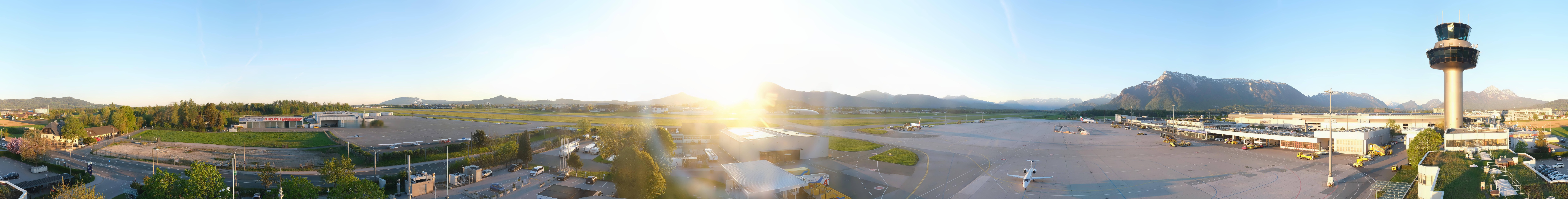 Archiv Foto Webcam Flughafen Salzburg