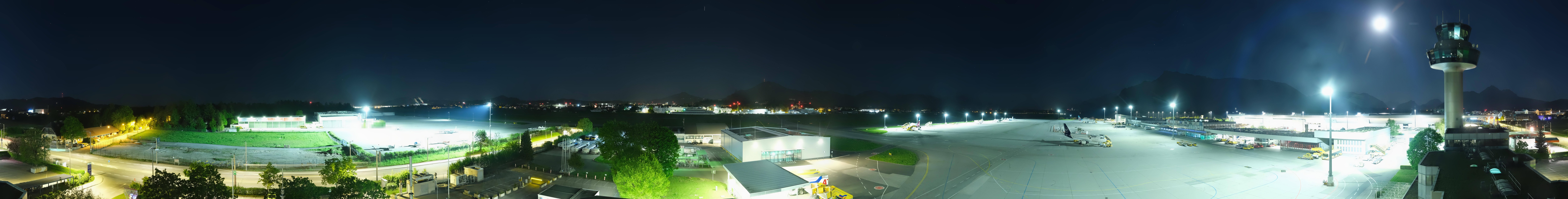 Archived image Webcam Salzburg Airport Panorama