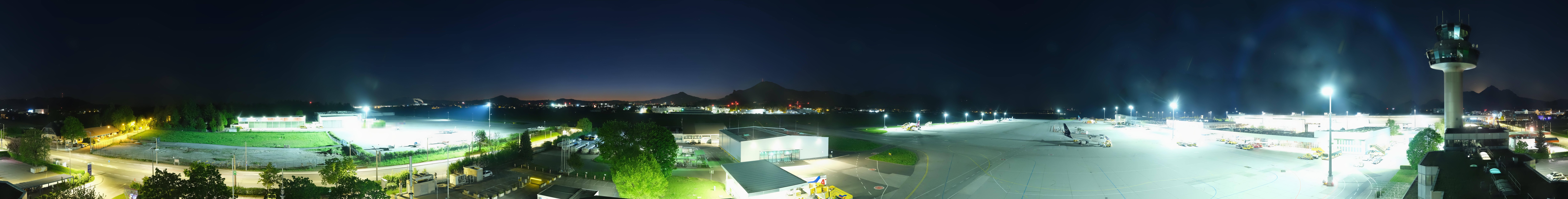 Archived image Webcam Salzburg Airport Panorama