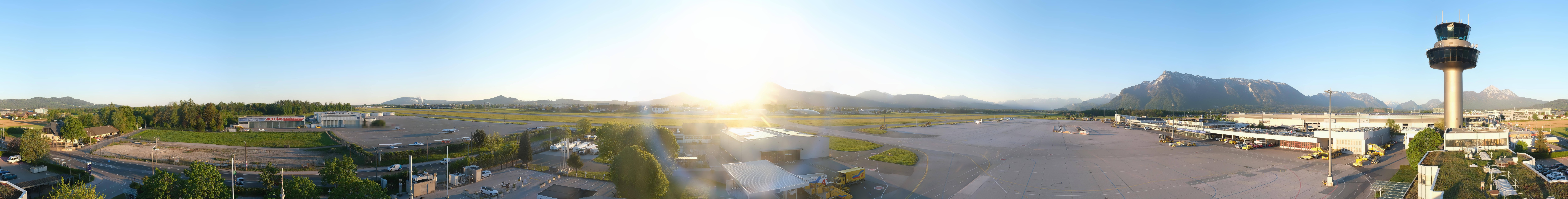 Archived image Webcam Salzburg Airport Panorama