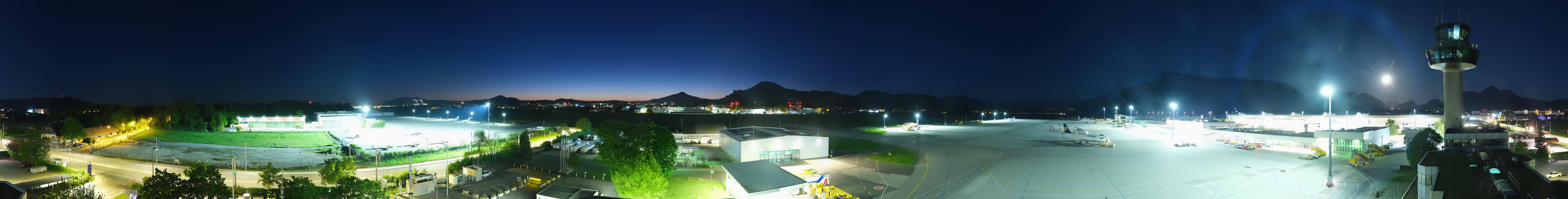Archived image Webcam Salzburg Airport Panorama