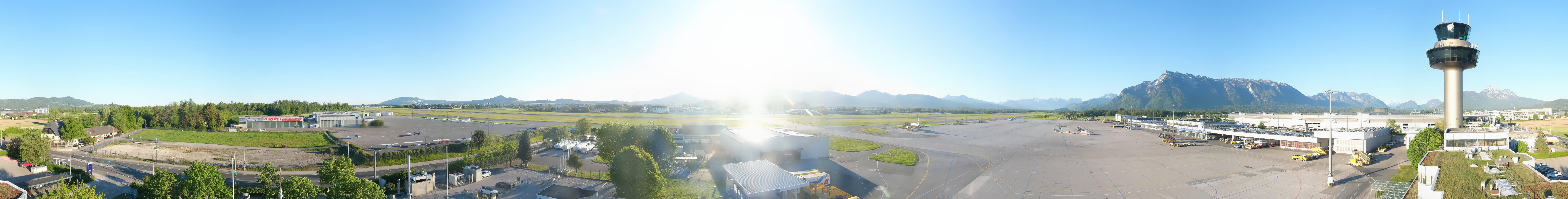 Archived image Webcam Salzburg Airport Panorama