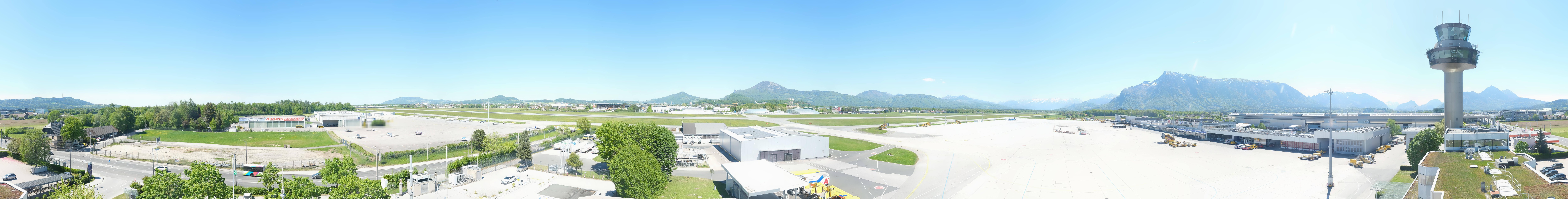 Archived image Webcam Salzburg Airport Panorama
