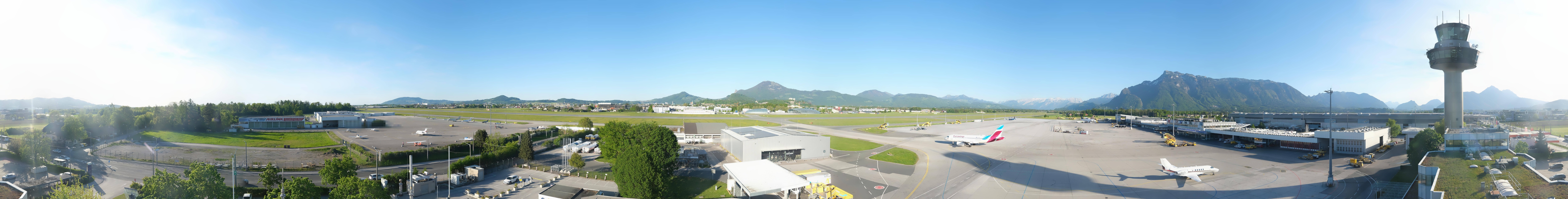 Archived image Webcam Salzburg Airport Panorama