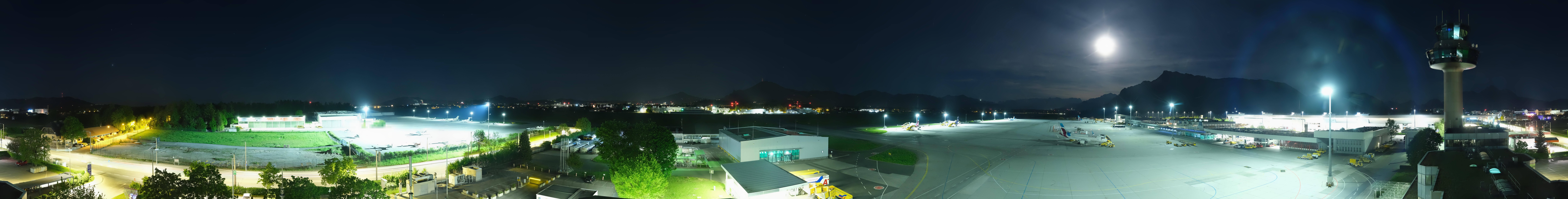 Archived image Webcam Salzburg Airport Panorama