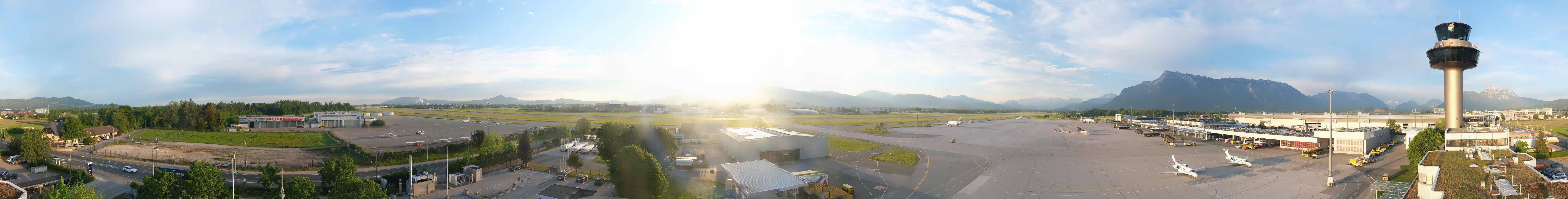 Archived image Webcam Salzburg Airport Panorama