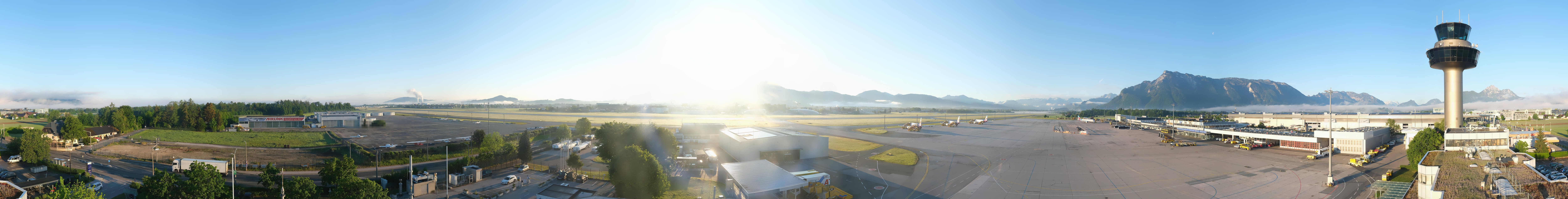Archived image Webcam Salzburg Airport Panorama