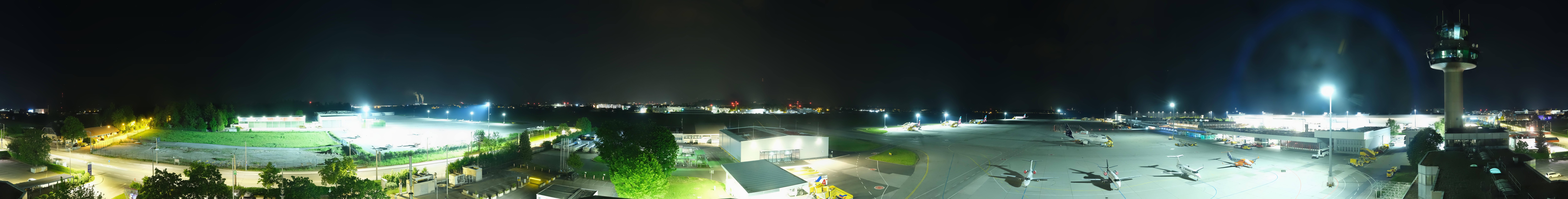 Archived image Webcam Salzburg Airport Panorama