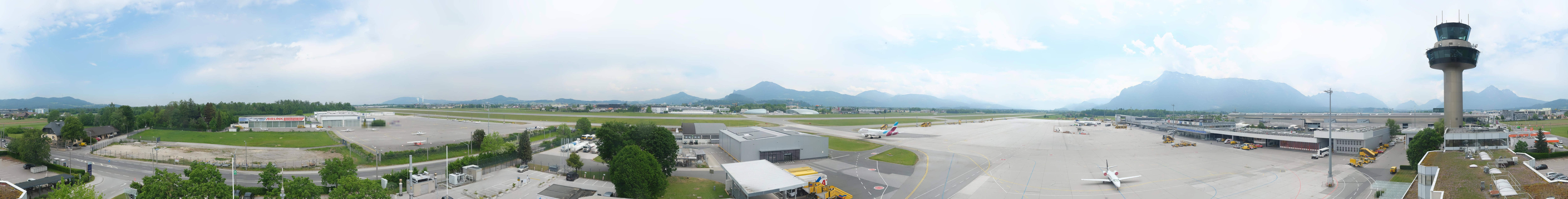 Archived image Webcam Salzburg Airport Panorama