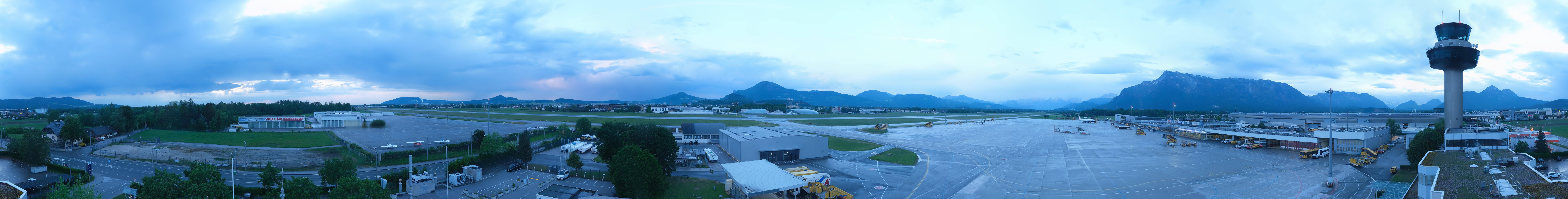Archiv Foto Webcam Flughafen Salzburg