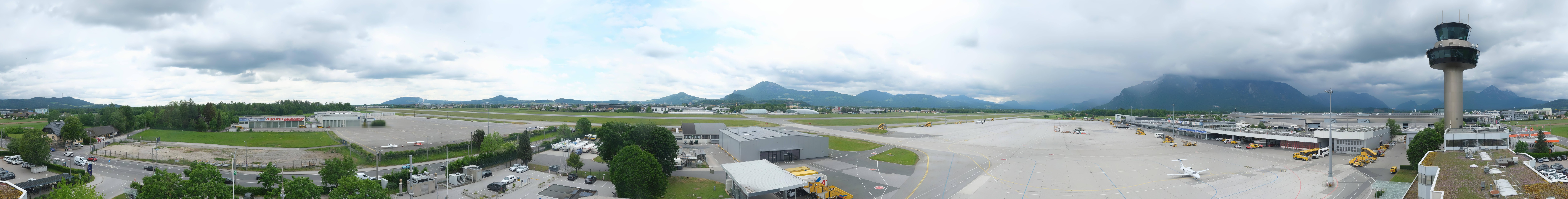 Archived image Webcam Salzburg Airport Panorama