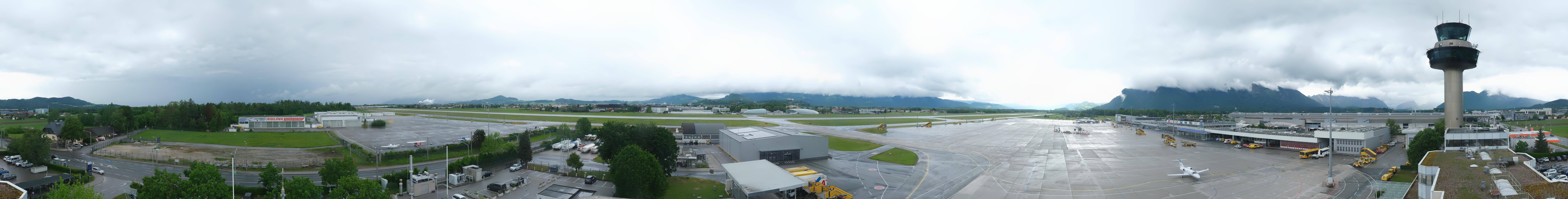 Archived image Webcam Salzburg Airport Panorama