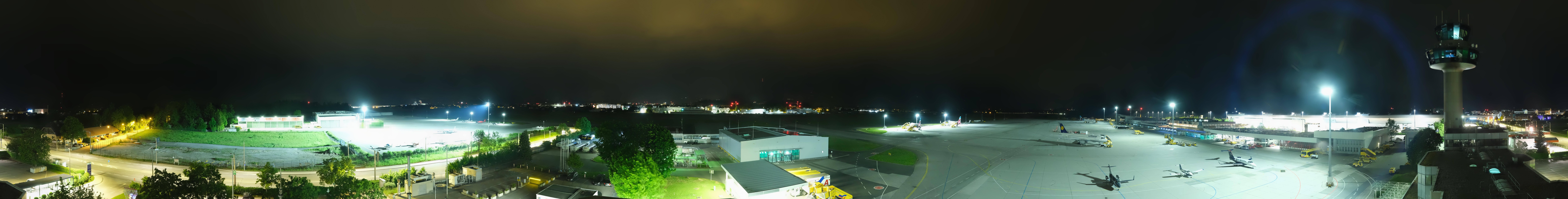 Archiv Foto Webcam Flughafen Salzburg