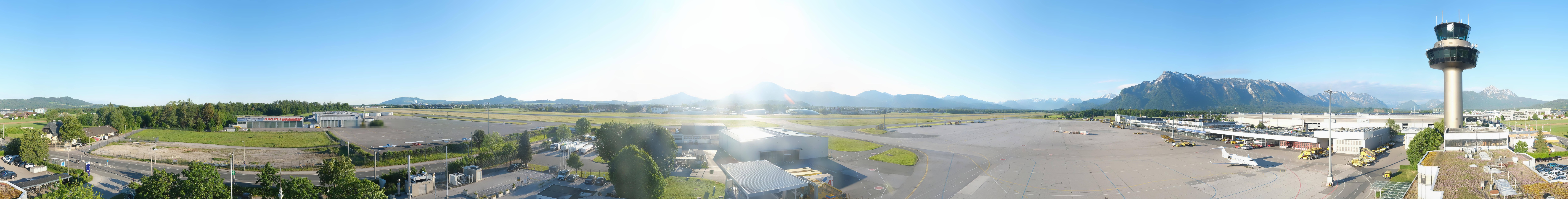 Archived image Webcam Salzburg Airport Panorama