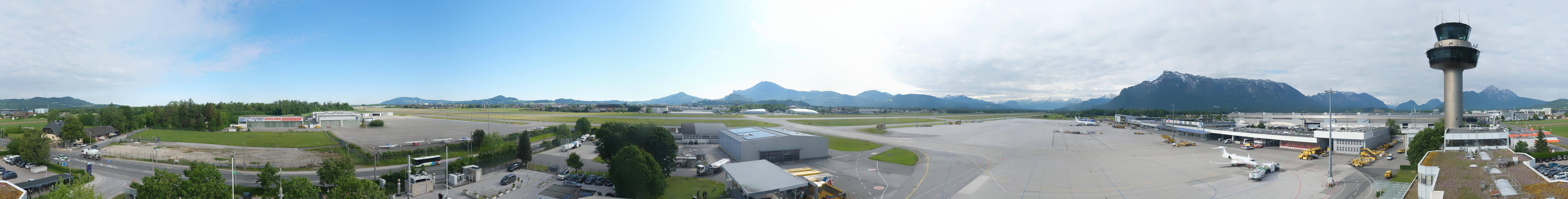 Archived image Webcam Salzburg Airport Panorama