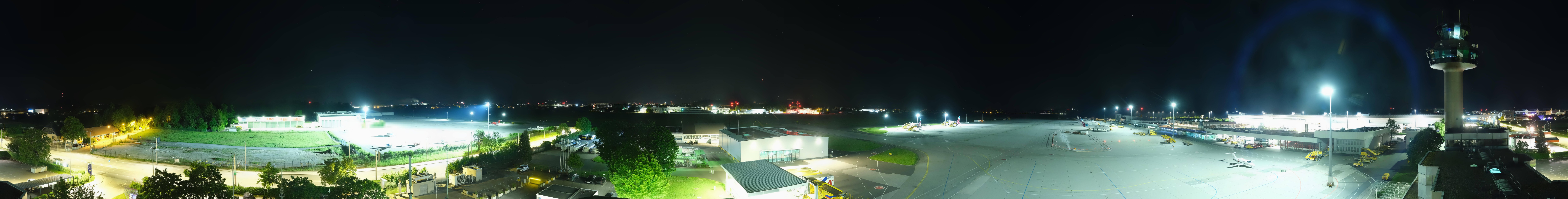 Archived image Webcam Salzburg Airport Panorama