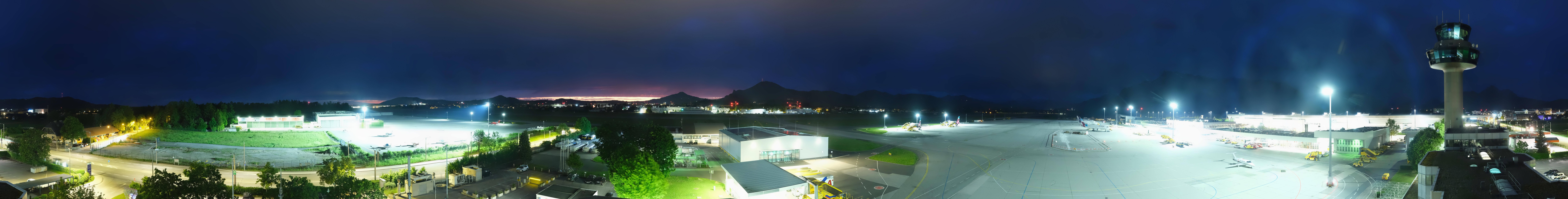 Archived image Webcam Salzburg Airport Panorama