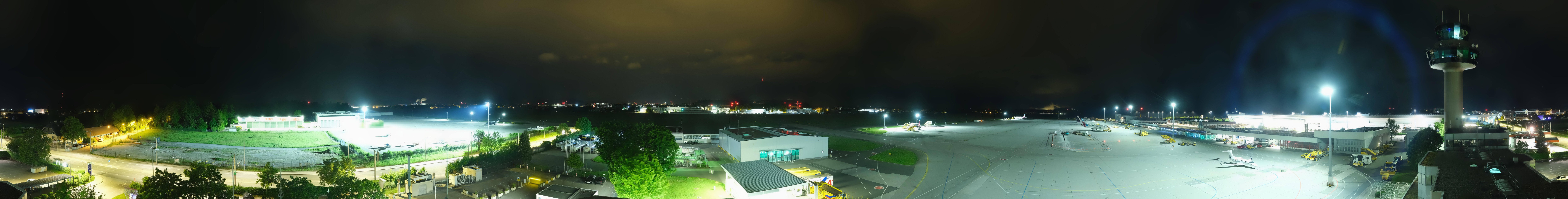 Archived image Webcam Salzburg Airport Panorama
