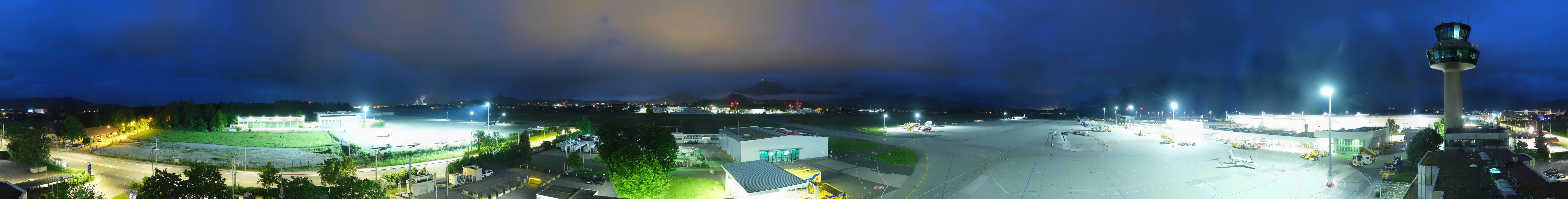 Archived image Webcam Salzburg Airport Panorama