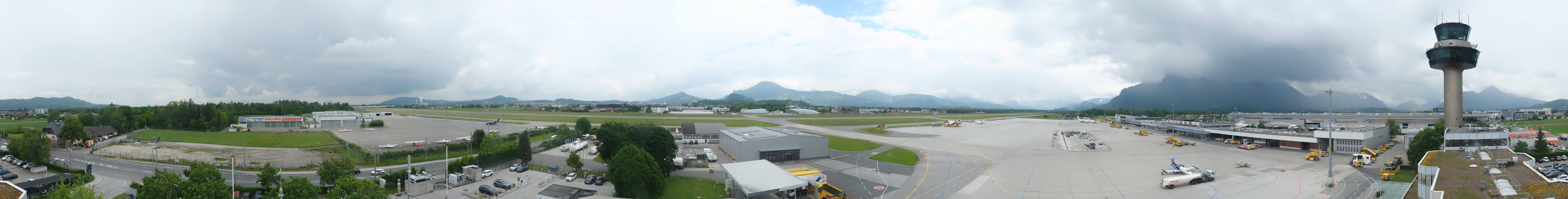 Archived image Webcam Salzburg Airport Panorama