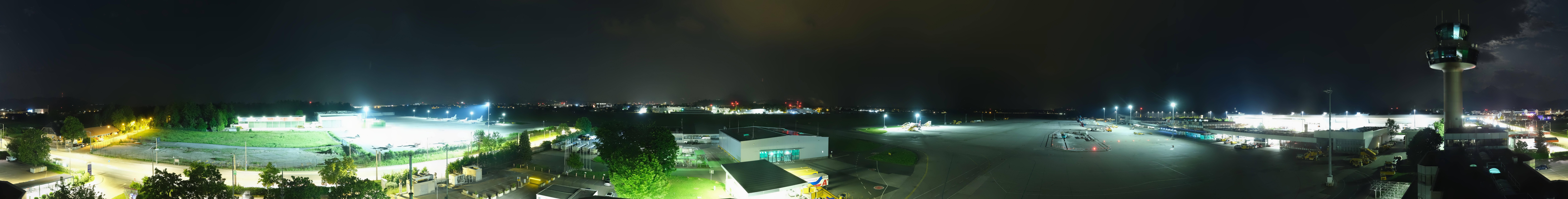 Archiv Foto Webcam Flughafen Salzburg