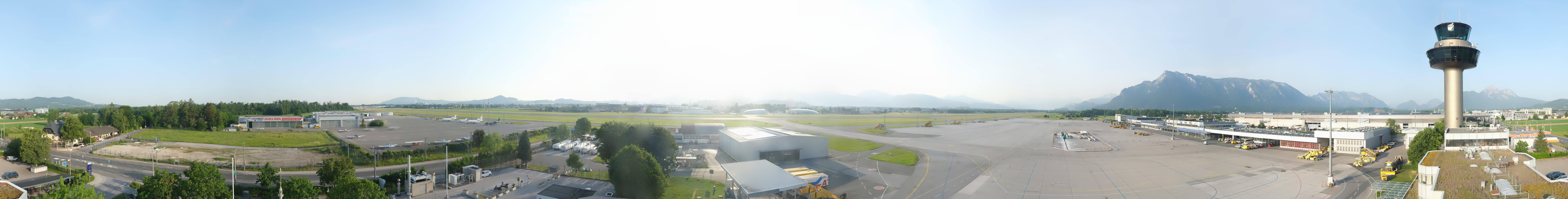 Archiv Foto Webcam Flughafen Salzburg