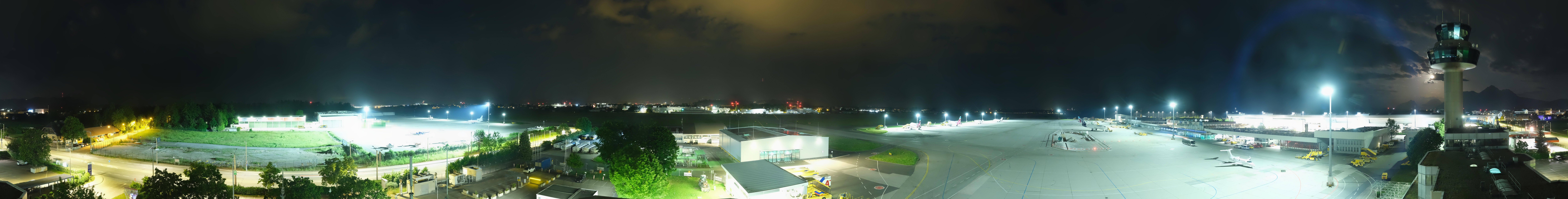 Archived image Webcam Salzburg Airport Panorama